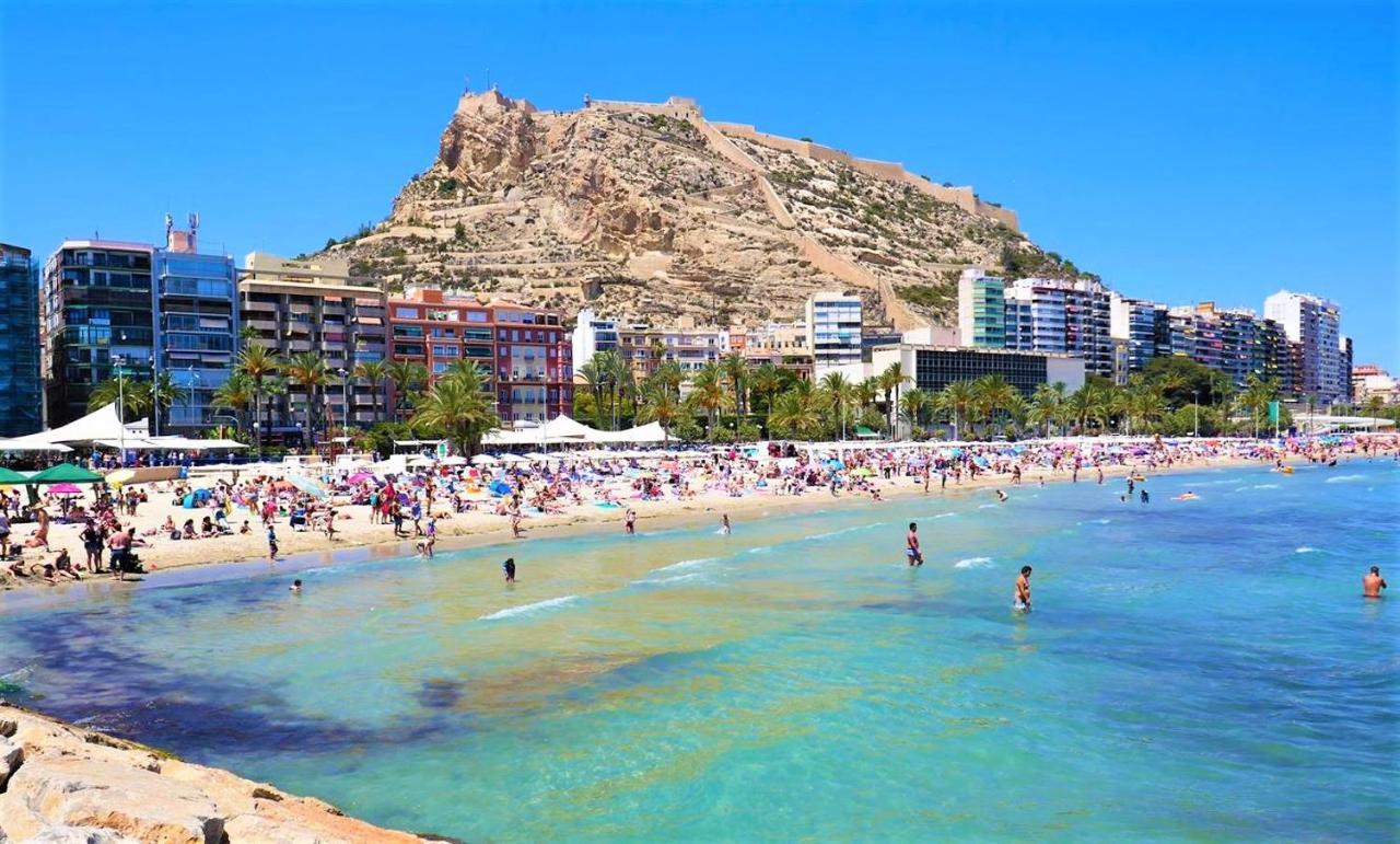 Apartment With Pool, Sea Views & Balcony Less Than 10Min Walk To La Mata Beach! Torrevieja Exterior photo