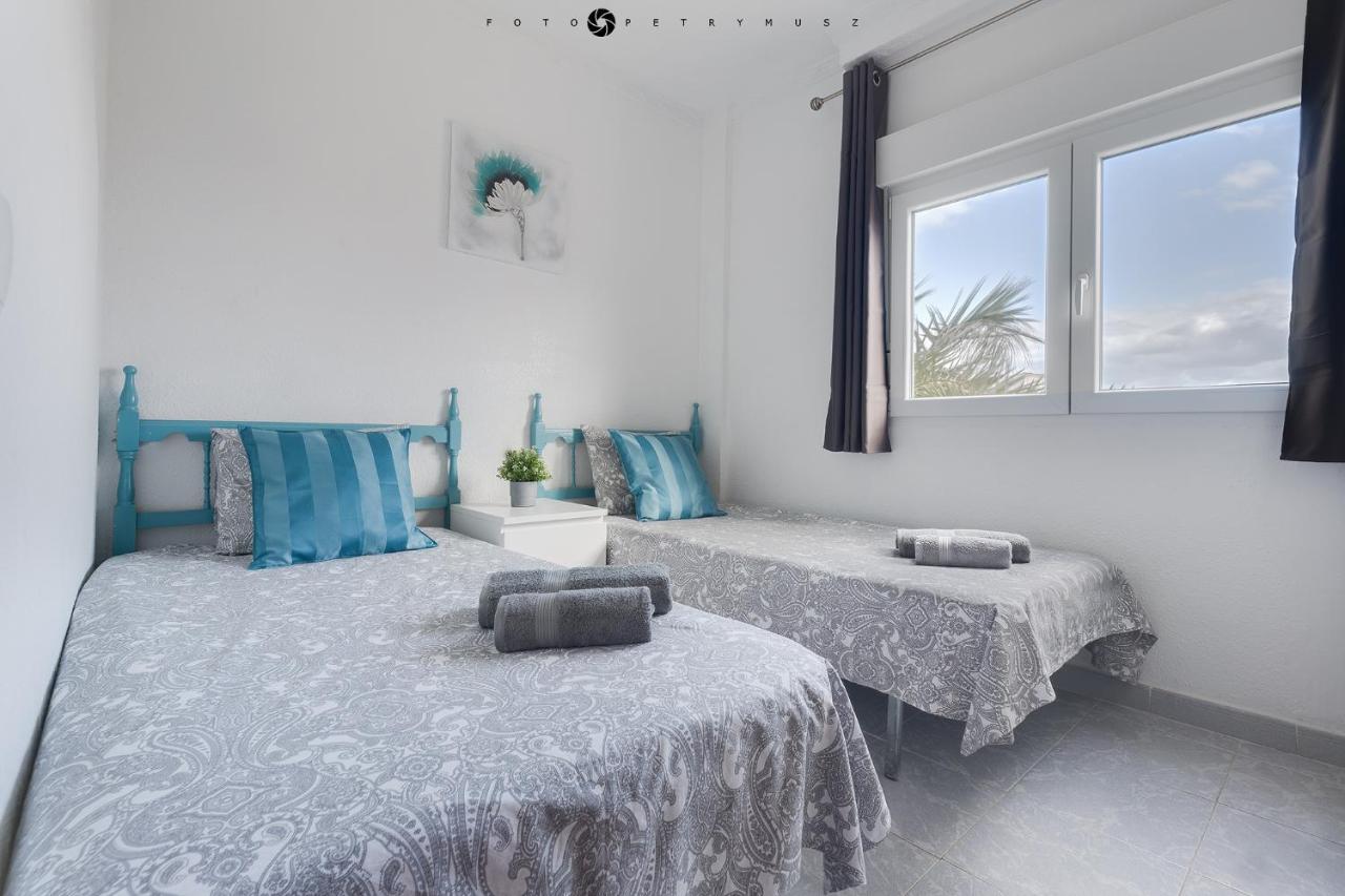 Apartment With Pool, Sea Views & Balcony Less Than 10Min Walk To La Mata Beach! Torrevieja Exterior photo